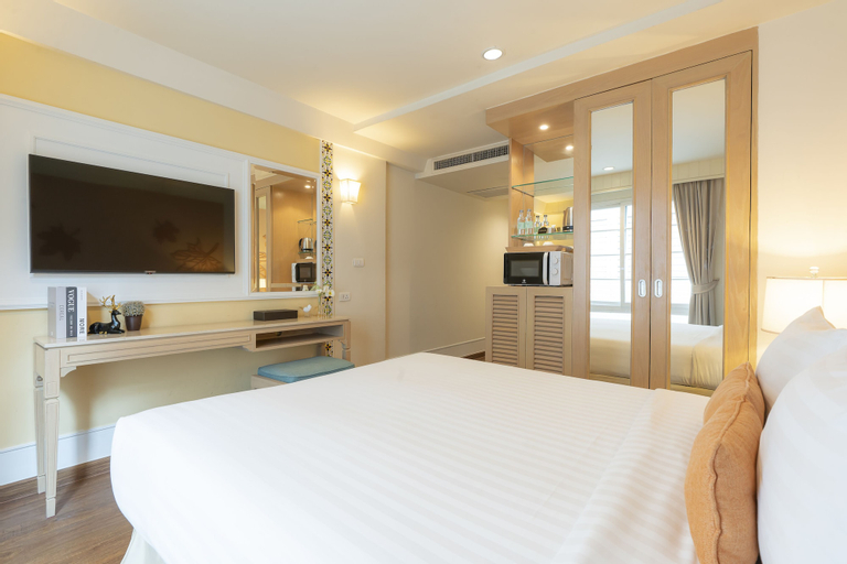 Bedroom 23