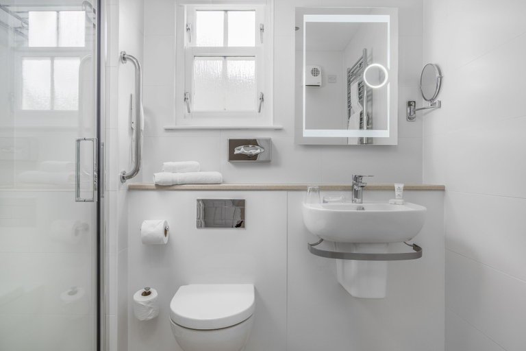 Bathroom 5, The Kenmore Club, Perthshire and Kinross