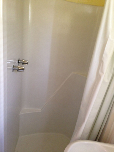 Bathroom 3, Flamingo Inn, Ocean