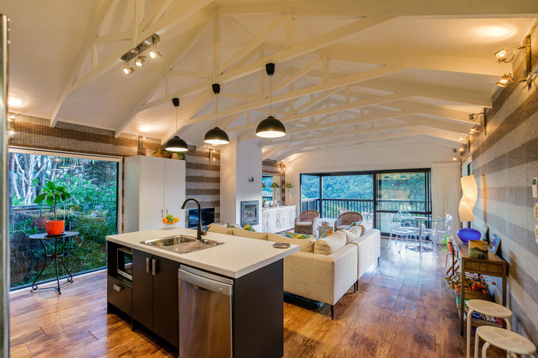 Living area 3, The Pavilion Omiha, Auckland