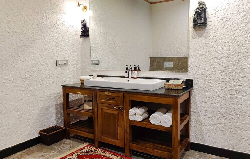 Bathroom 4, Vatsyayana Resorts, Almora