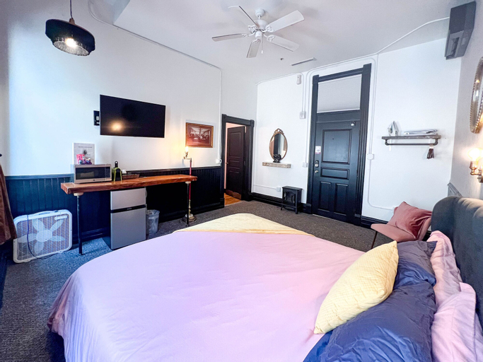 Bedroom 6