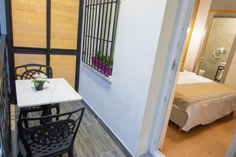 Bedroom 2, Guldehan Hotel, Beyoğlu