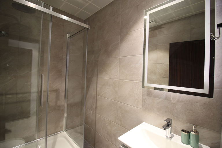 Bathroom 2, Mirage Residences - Studio Unit, Accra