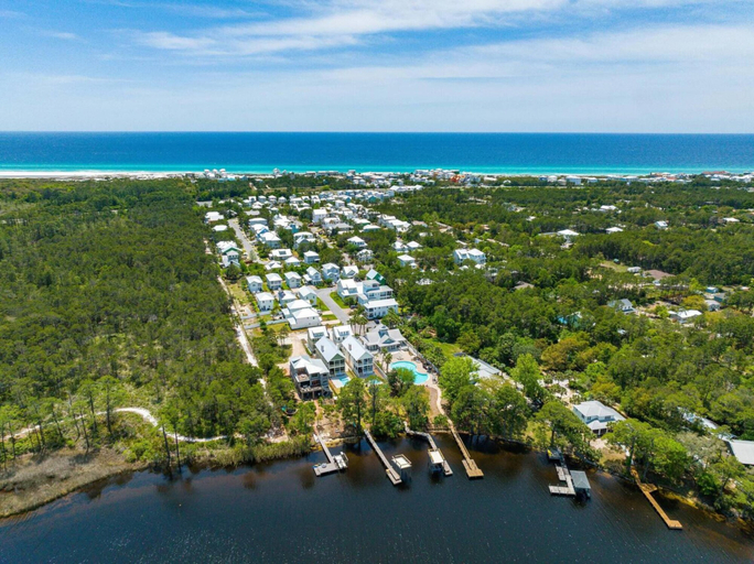 Others 3, 30A Beach House - Pelican's Rest by PHG, Walton