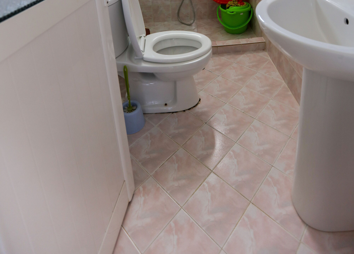 Bathroom 5, Islands View Hotel, Sarandës