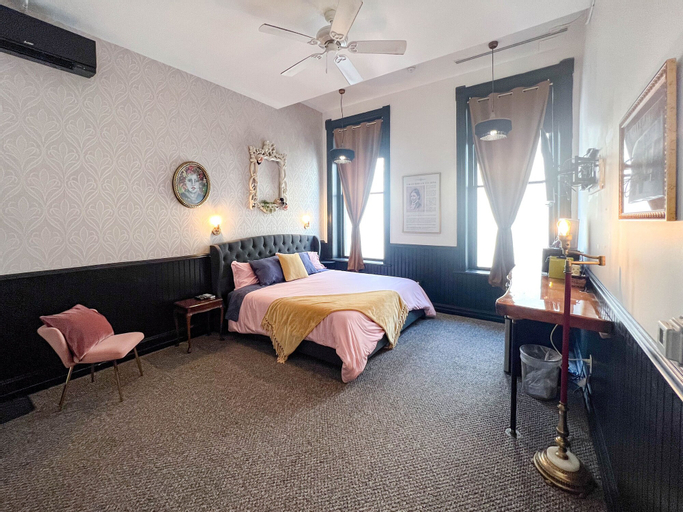Bedroom 8