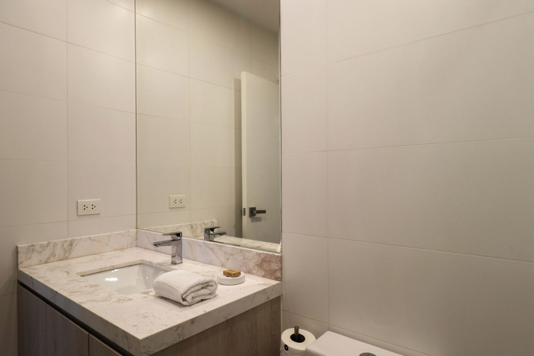 Bathroom 2, Wynwood Sky Balta in Miraflores, Lima