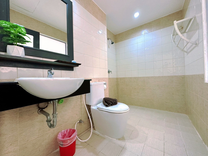Bathroom 2, Hotel Baya Patong, Pulau Phuket