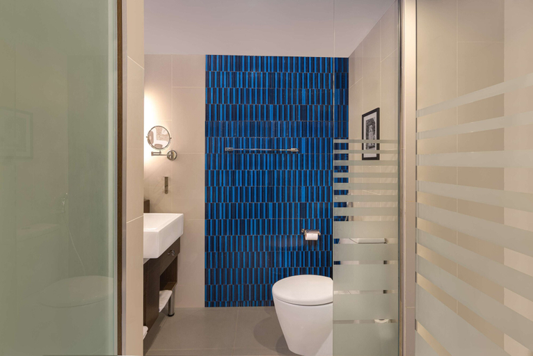Bathroom 5, Radisson Hotel Kandy, K.F.G. & G. Korale