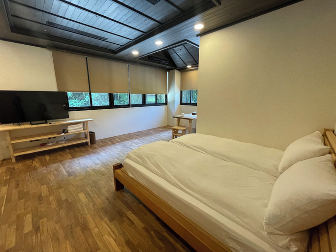 Bedroom 5, Yi-Ching Winery Guesthouse, Nantou
