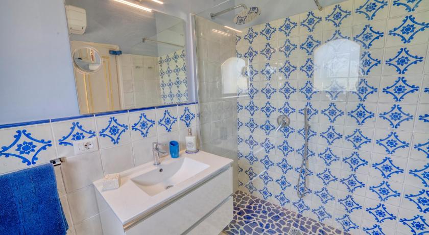 Bathroom 4, Villa Alessandra Stintino, Sassari