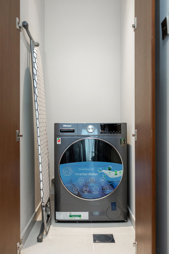 Bathroom 3, Luxury 1BR at Vida Residences, Dubai