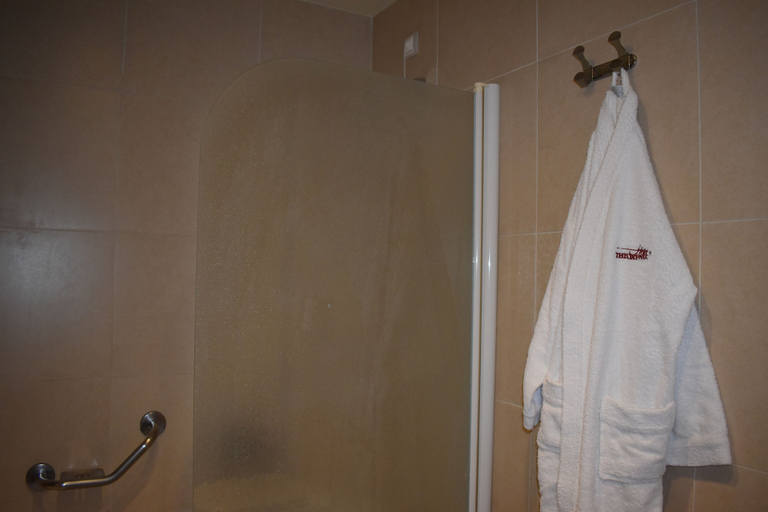 Bathroom 4, Theoxenia, West Greece