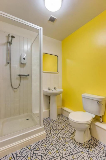 Bathroom, Commodore Hotel, Nottingham