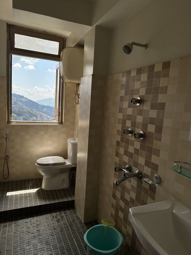 Bathroom 4, The Hill Castle, East Sikkim