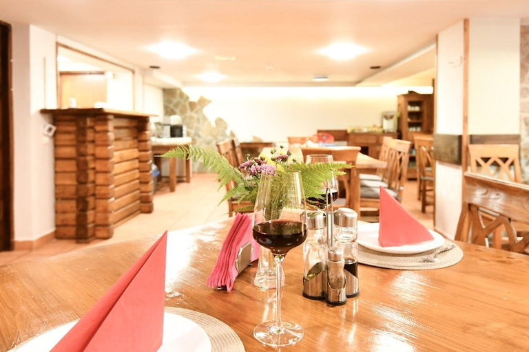 Food & Drinks 4, Pensiunea Cornelia, Predeal