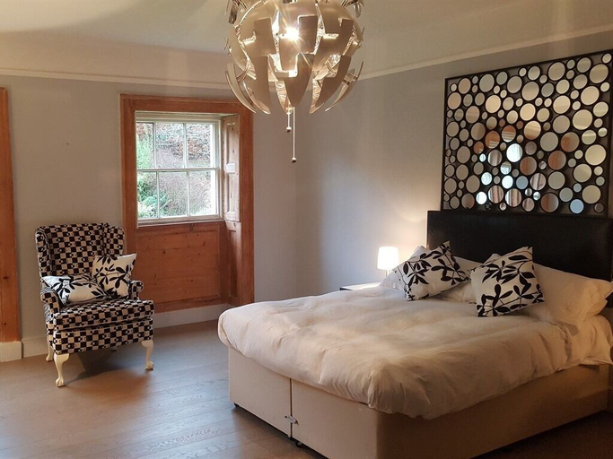 Bedroom 5, Grigshot Apartment, Gloucestershire