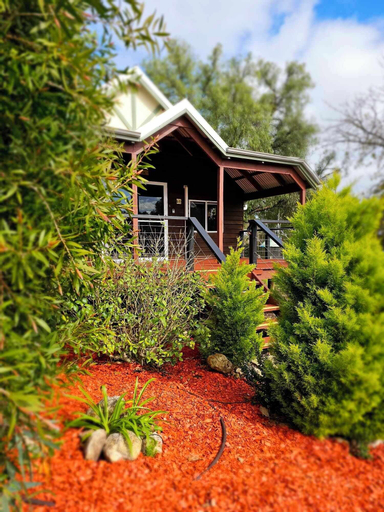Exterior & Views 2, Sunnyhurst Chalets Book Direct, Bridgetown-Greenbushes