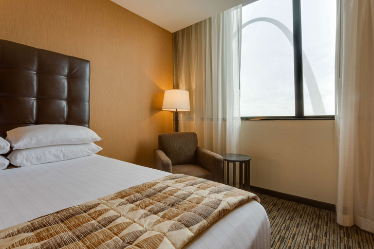 Bedroom 3, Drury Plaza Hotel St. Louis at the Arch, Saint Louis