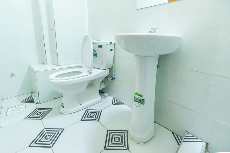 Bathroom 3, Mang Hotel, Starehe