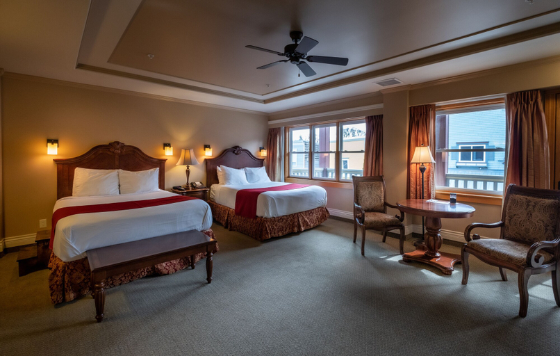 Bedroom 3, Kaslo Hotel, Central Kootenay