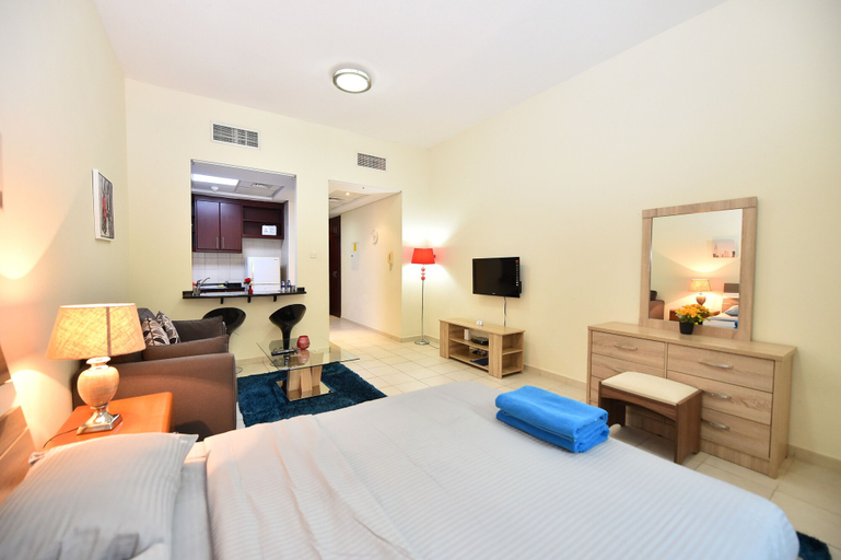 Bedroom 2, Budget & Cozy Studio near Mall - VIR, Dubai