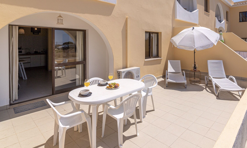 Food & Drinks 5, Villa Lourenco Carvoeiro, Lagoa