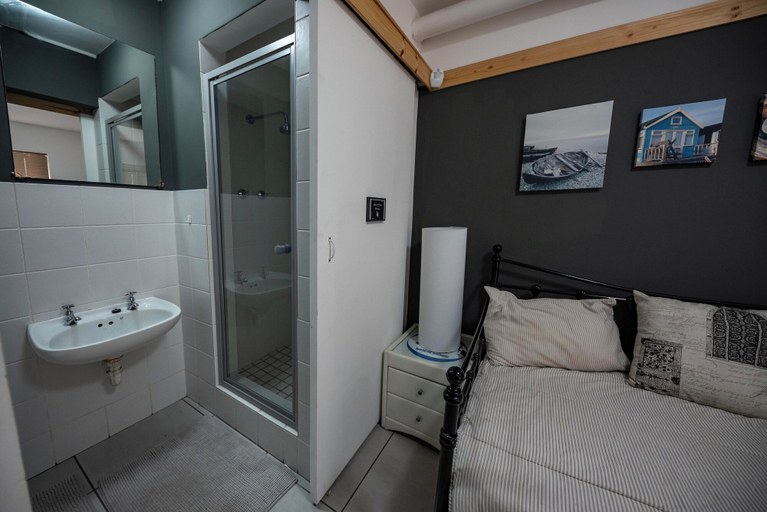 Bathroom 3, Beach2Anchor, City of Cape Town