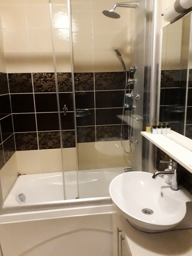 Bathroom 5, Velena Hotel, Şile
