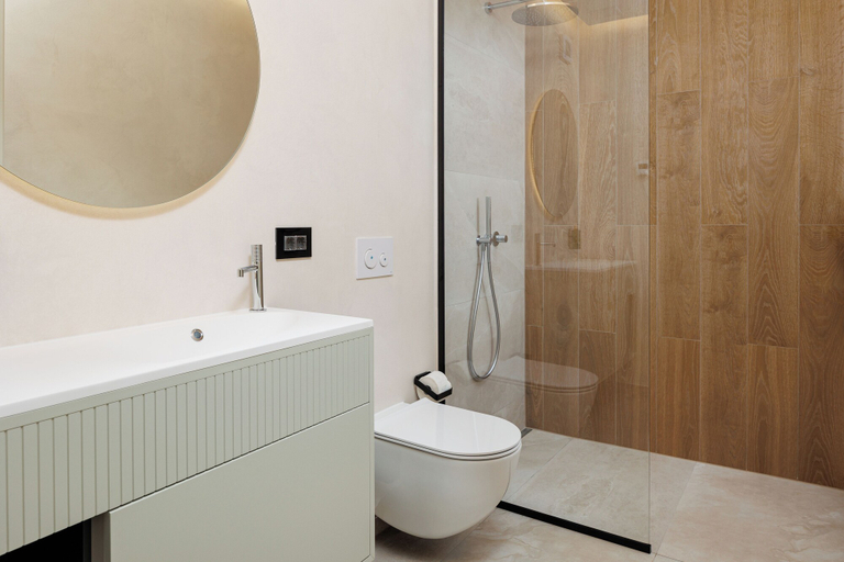 Bathroom 4, The Alley by Kanopian, Brasov