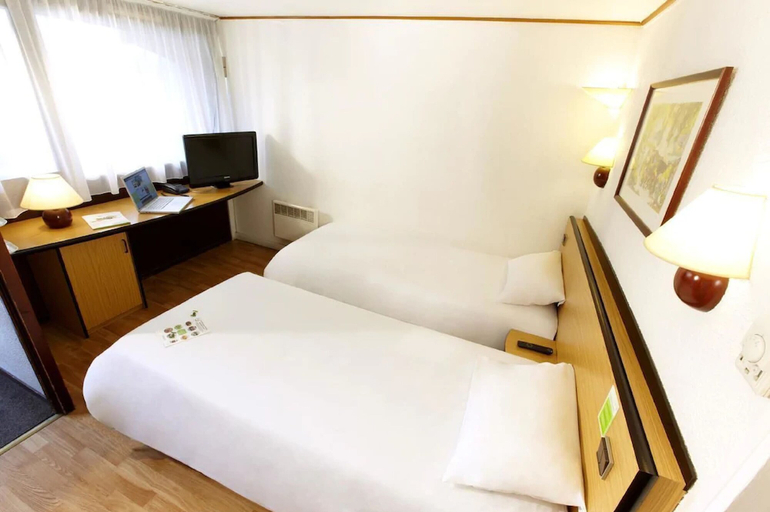 Bedroom 3, Campanile Manosque, Alpes-de-Haute-Provence