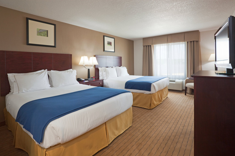 Bedroom 5, Holiday Inn Express & Suites ANTIGO by IHG, Langlade