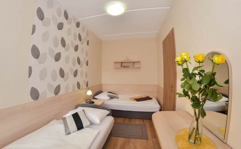 Bedroom 2, Hotel Napfény, Nagykanizsai/Zalakaros