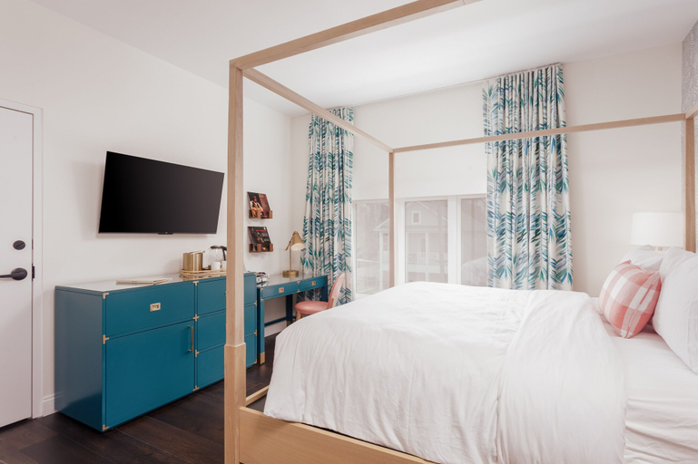 Bedroom 2, Lily Hall- A Boutique Hotel, Escambia