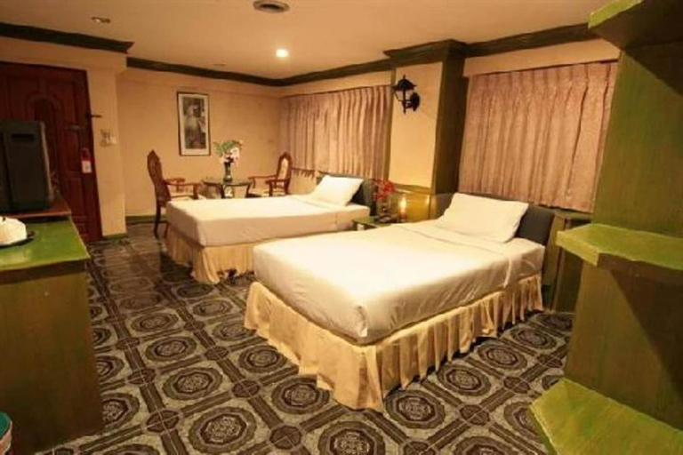 Bedroom 2, 13 Coins Ngamwongwan Hotel, Muang Nonthaburi