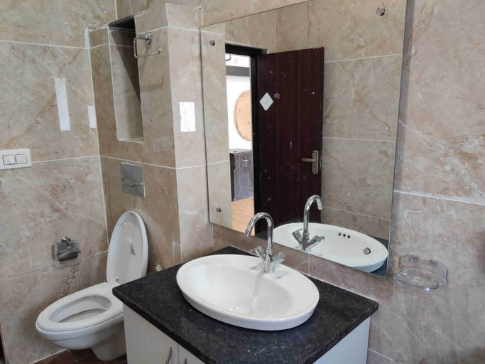 Bathroom, Nature Roar Forest Resort, Nainital
