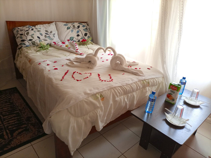 Bedroom 3, Hotel Lillies, Juja
