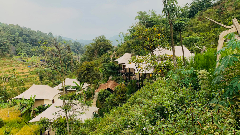 Exterior & Views 5, Pakarangan Glamping Resort, Bogor