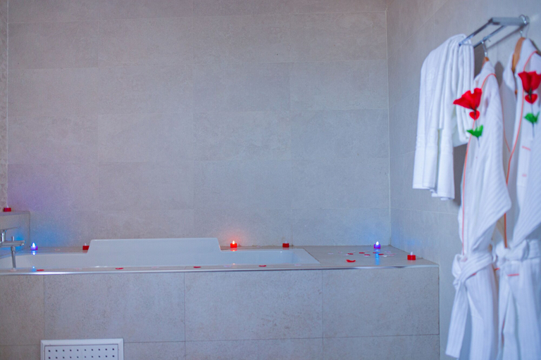 Bathroom 3, Hotel Residence Khadija, Thiès