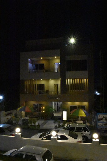 Others 4, Al Fateh Hotel, Lahore