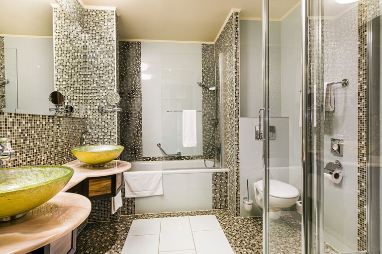 Bathroom 5, Hotel Savannah, Znojmo