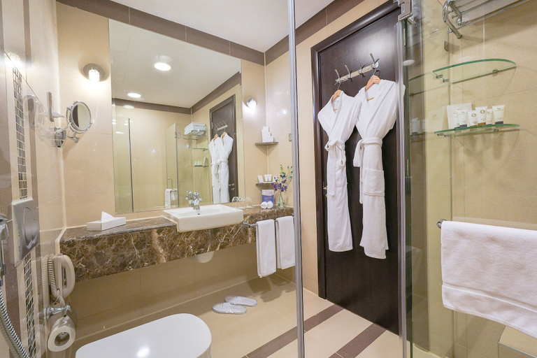 Bathroom 5, Grand Majestic Hotel, Kuwait City