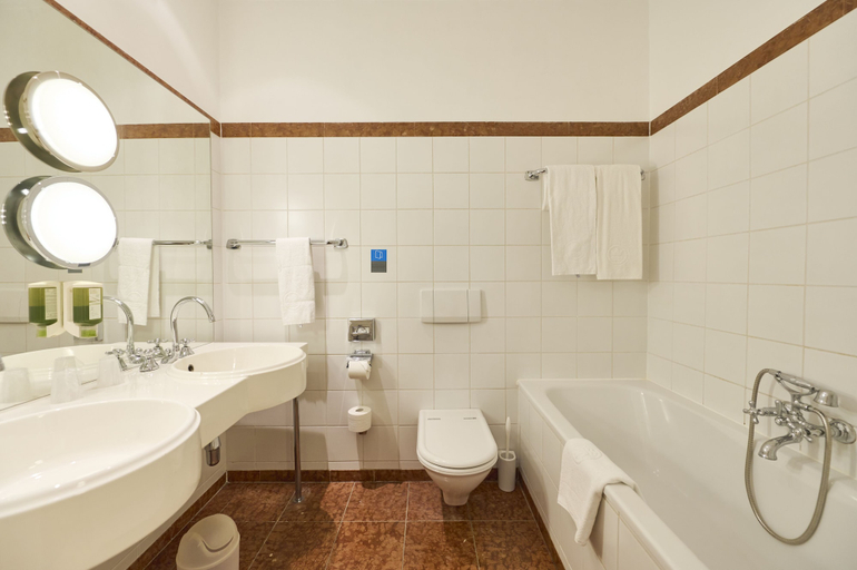 Bathroom 4, Hotel Kunsthof, Wien