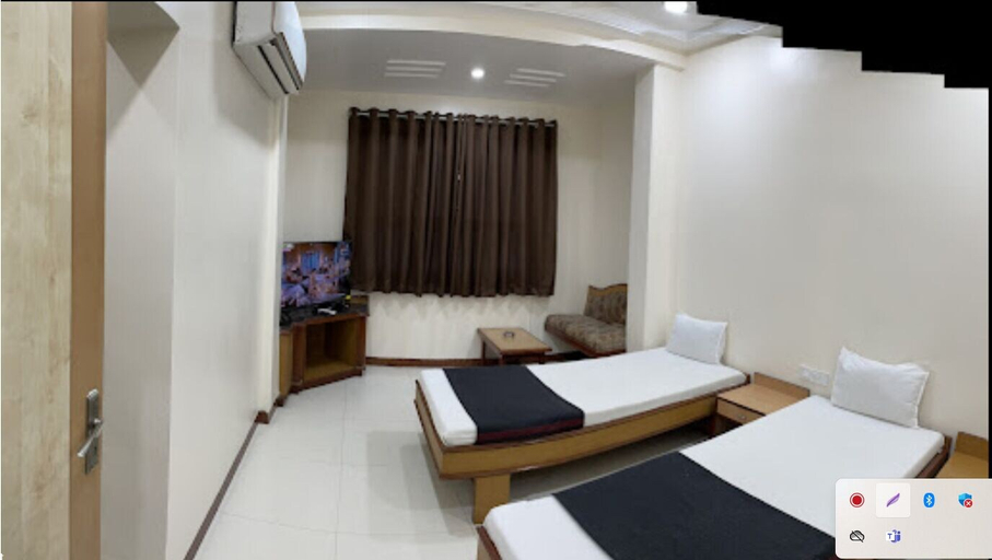 Bedroom 2, Hotel Rajdhani, Latur