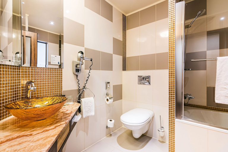 Bathroom 5, Hotel Savannah, Znojmo