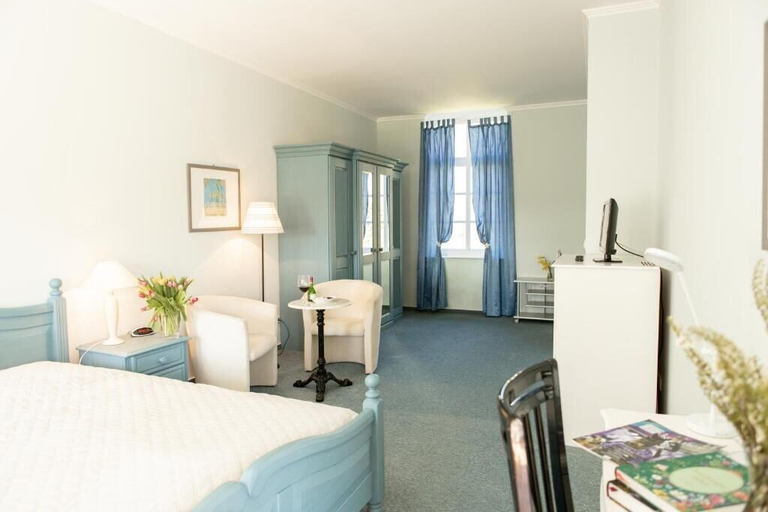 Bedroom 4, Hotel Gut Tribbevitz, Vorpommern-Rügen