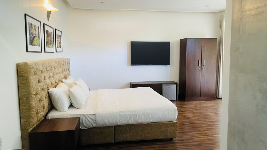 Bedroom 2, Beverly Beach Mirissa, Weligama
