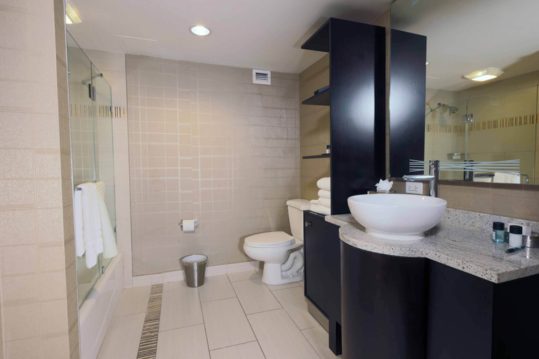 Bathroom 4, Golden Nugget Biloxi, Harrison