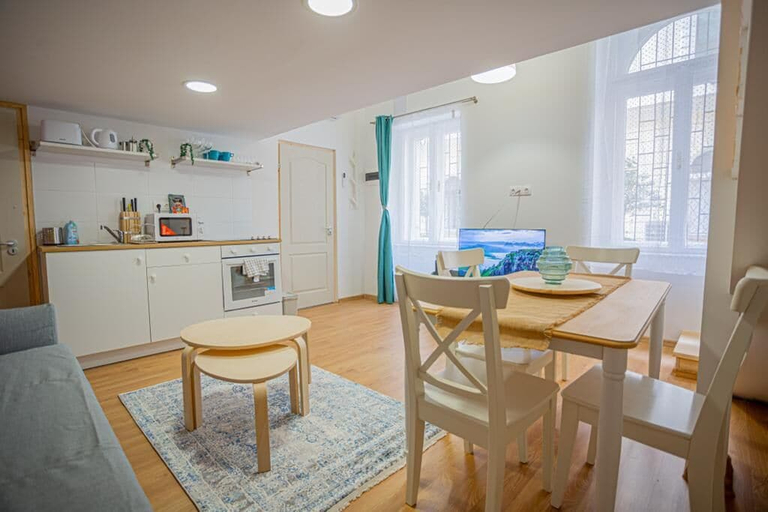 Others 5, Boutique apartment in the party street, Budapesti
